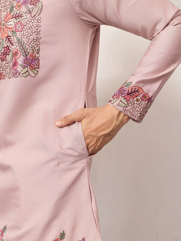 Stylish Dusty Pink Kurta Pant Set for Festive Occasions