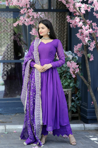 New Stylish Kurta & Plazzo With Embroidered Dupatta