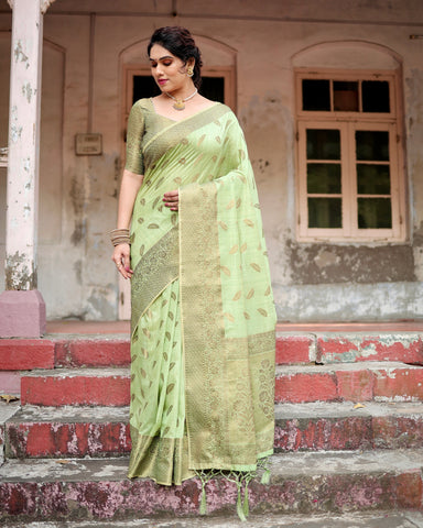 Pure Silk Saree Weaved With Zari Comes With Heavy Banarasi Brocade Blouse