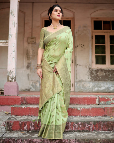 Pure Silk Saree Weaved With Zari Comes With Heavy Banarasi Brocade Blouse