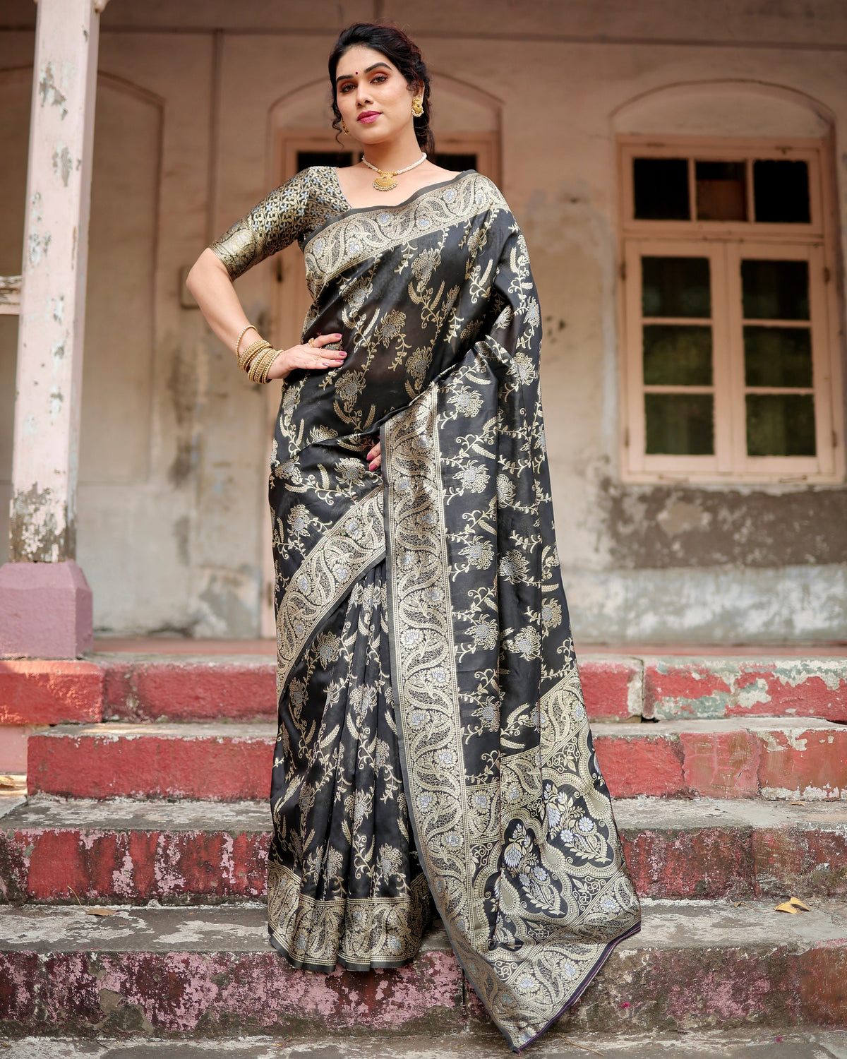 Pure Silk Saree Weaved With Zari Comes With Heavy Banarasi Brocade Blouse