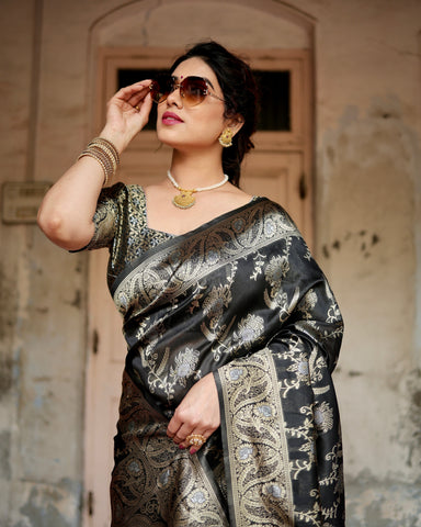 Pure Silk Saree Weaved With Zari Comes With Heavy Banarasi Brocade Blouse