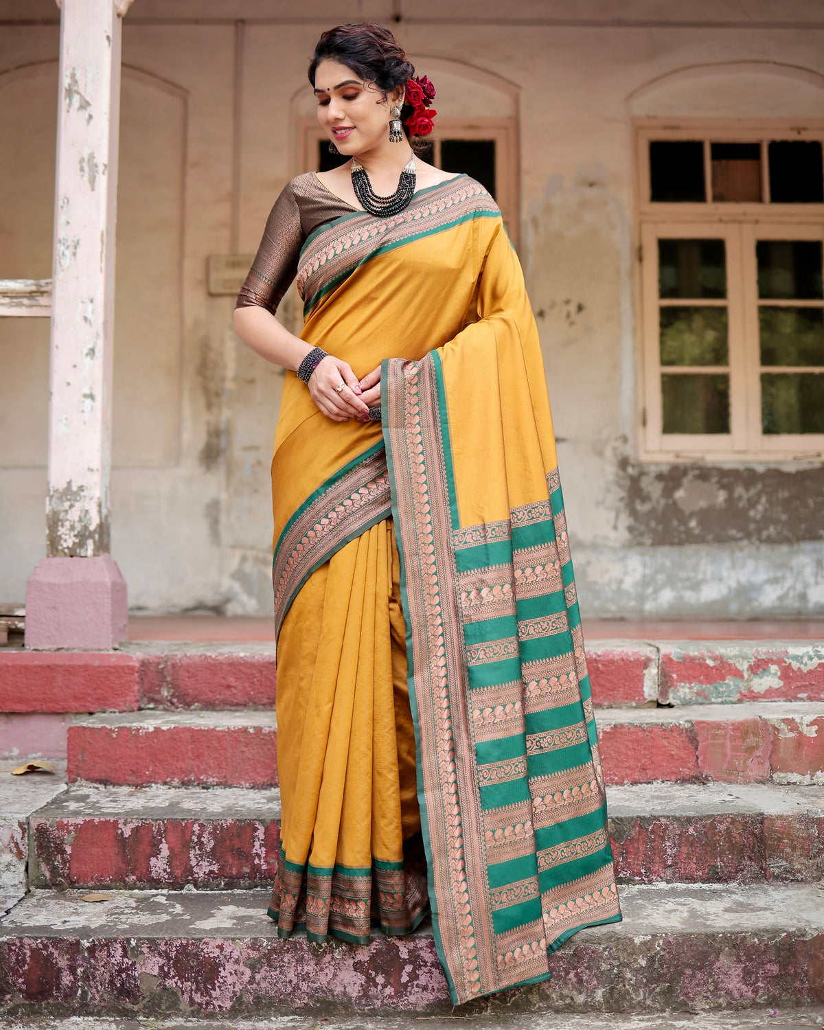 Pure Silk Saree Weaved With Zari Comes With Heavy Banarasi Brocade Blouse