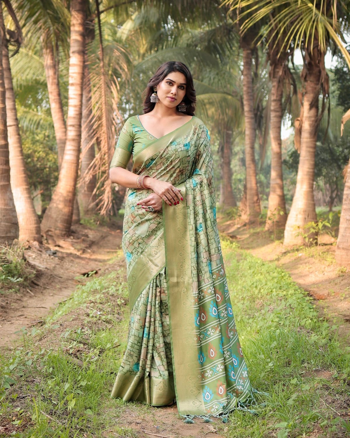 Pure Silk Digitally Printed Saree Weaved With Golden Zari Comes With Tassels