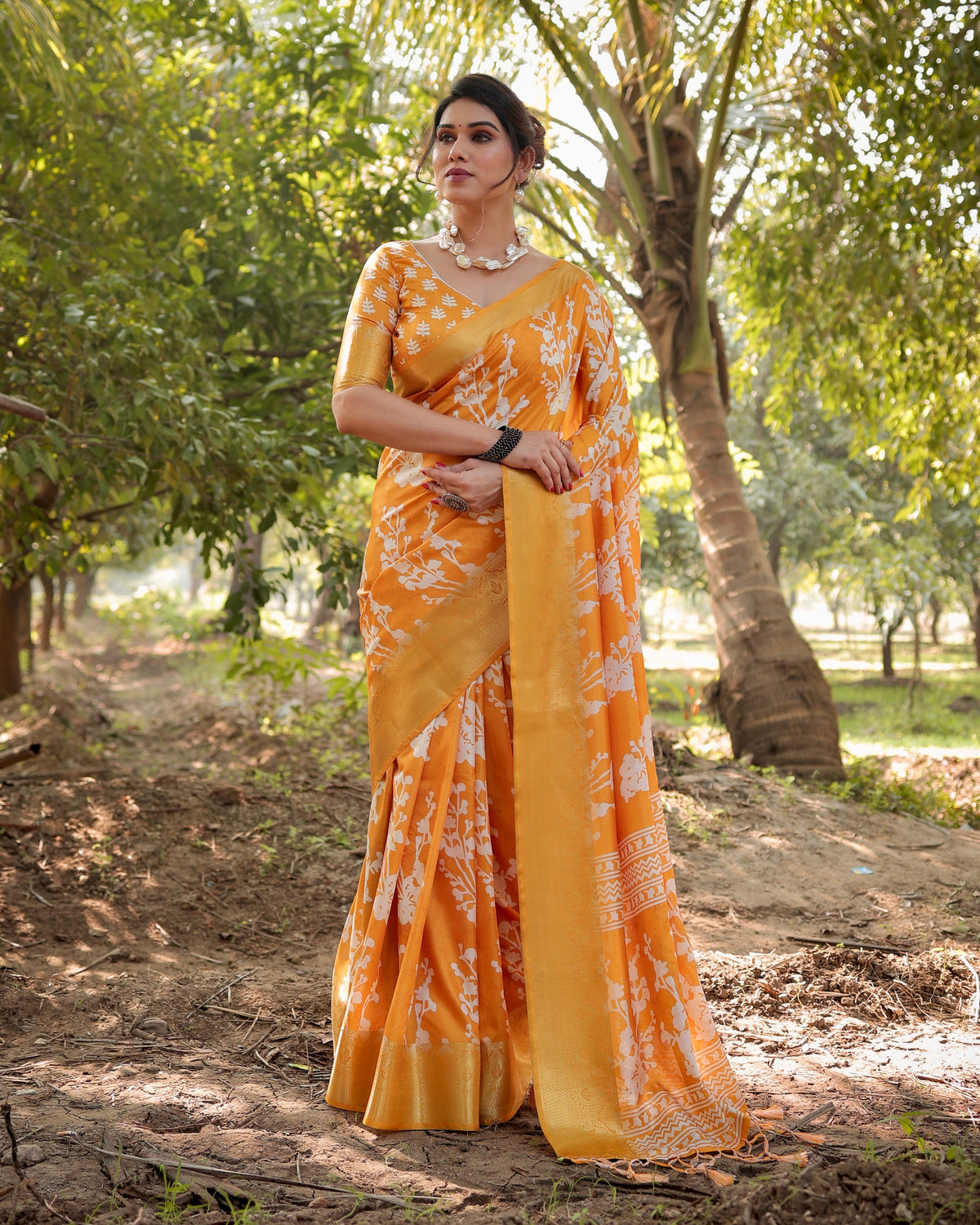 Pure Silk Digitally Printed Saree Weaved With Golden Zari Comes With Tassels