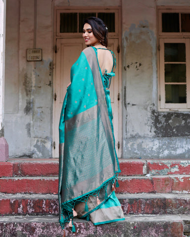 Pure Silk Saree Weaved With Zari Comes With Heavy Banarasi Brocade Blouse