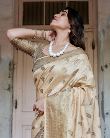 Pure Silk Saree Weaved With Zari Comes With Heavy Banarasi Brocade Blouse