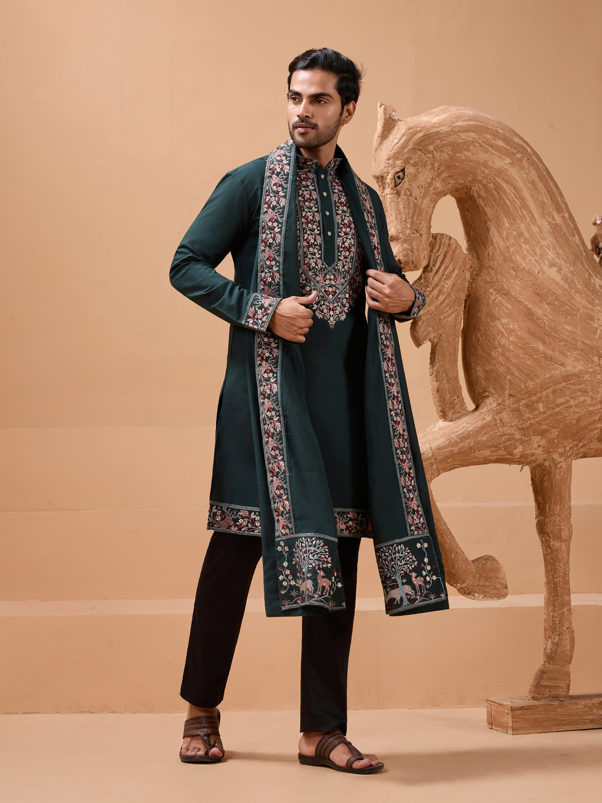 Perfect Green Festival Special Kurta with Dupatta for Mens
