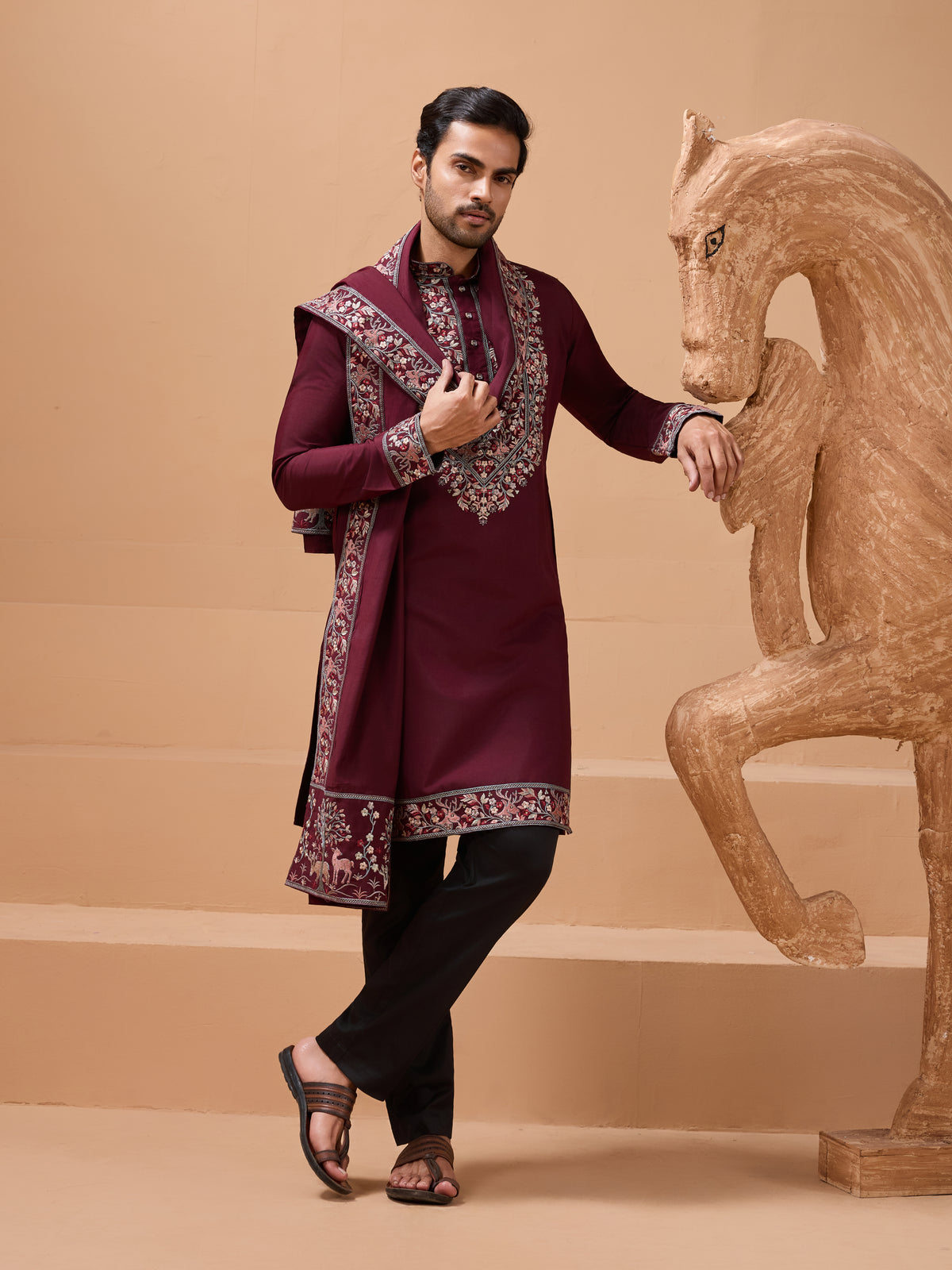 Latest nature Maroon Kurta and Dupatta for Mens Wear