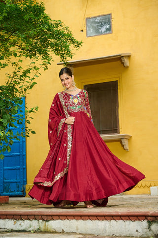 Beautiful Multi Tread Designer Special Wedding And Festive Gown With Dupatta Set