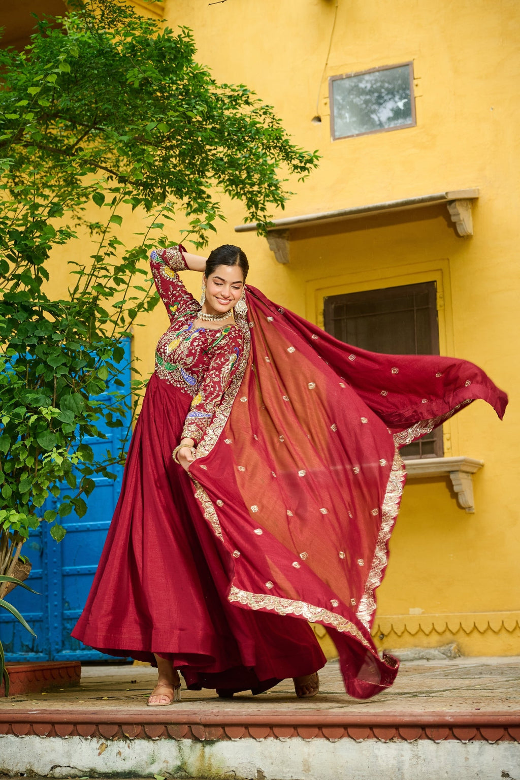 Beautiful Multi Tread Designer Special Wedding And Festive Gown With Dupatta Set