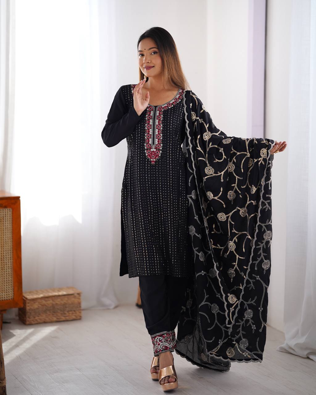 
Stunning Chinon Silk with thread & Sequence work Fancy Suit Set

