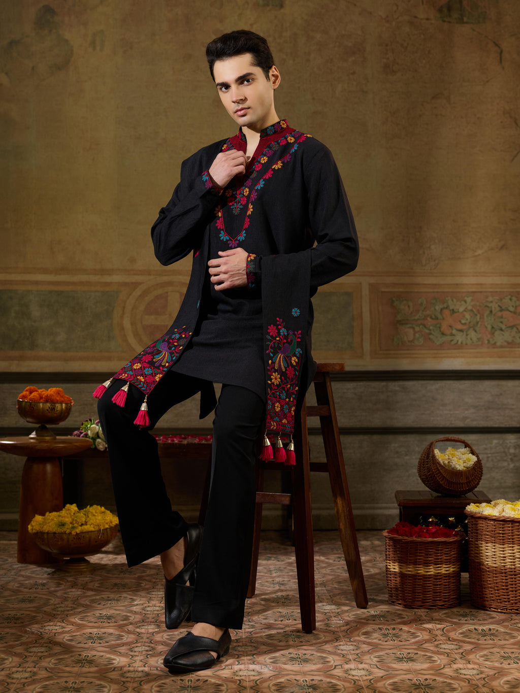 Black Embroidered Mens Kurta Dupatta Set | Tulip Designer
