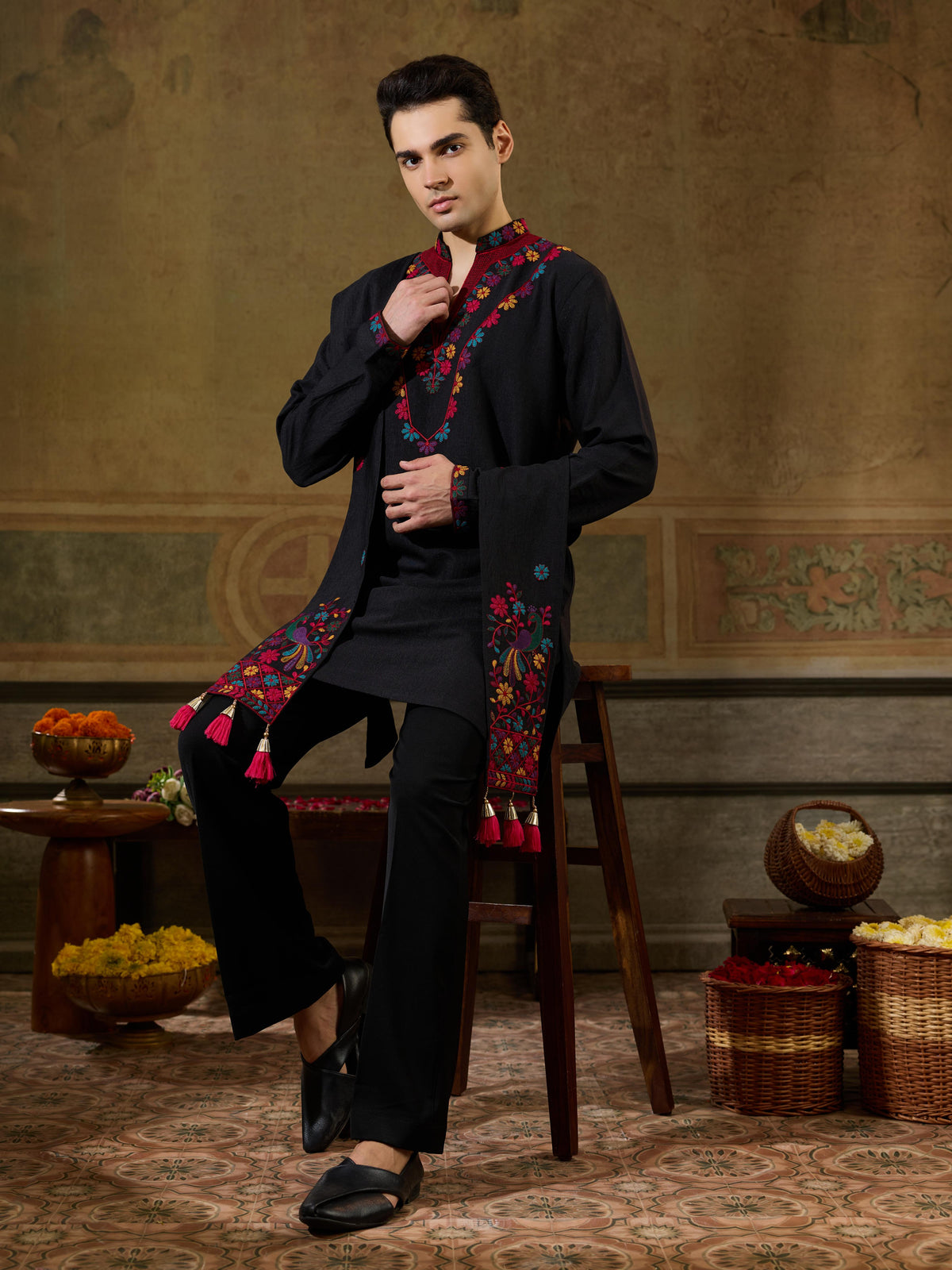 Black Embroidered Mens Kurta Dupatta Set | Tulip Designer
