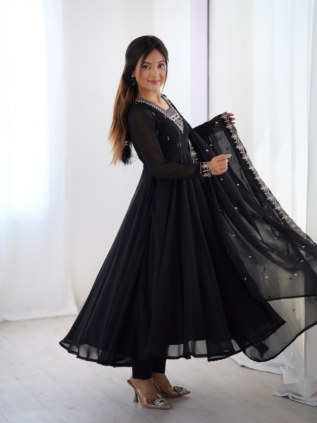 Pure Soft Faux Georgette Fully Flaired Anarkali Suit Comes With Duppatta & Pant - BLACK
