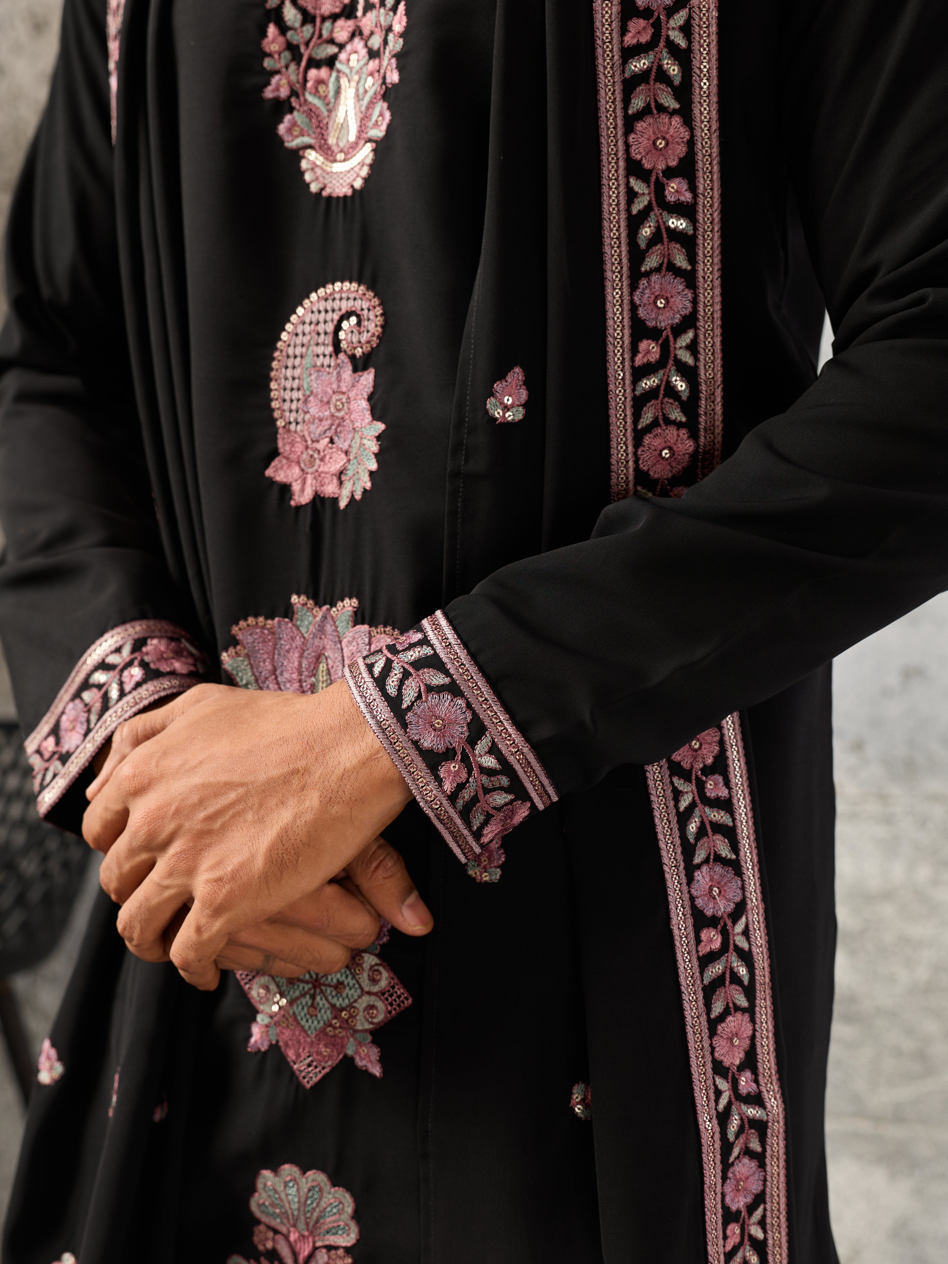Elegant Black Japanese Lachka Embroidered Kurta Dupatta Set
