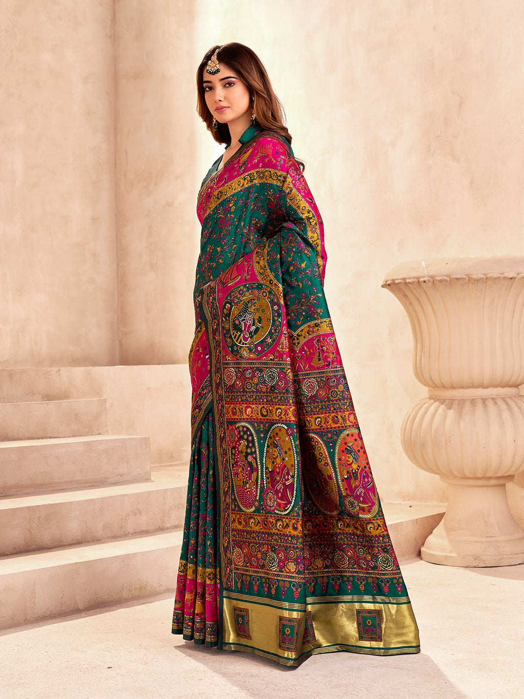 Lustrous Dark Green Nylon Dola Pashmina Saree With Devastating Blouse Piece