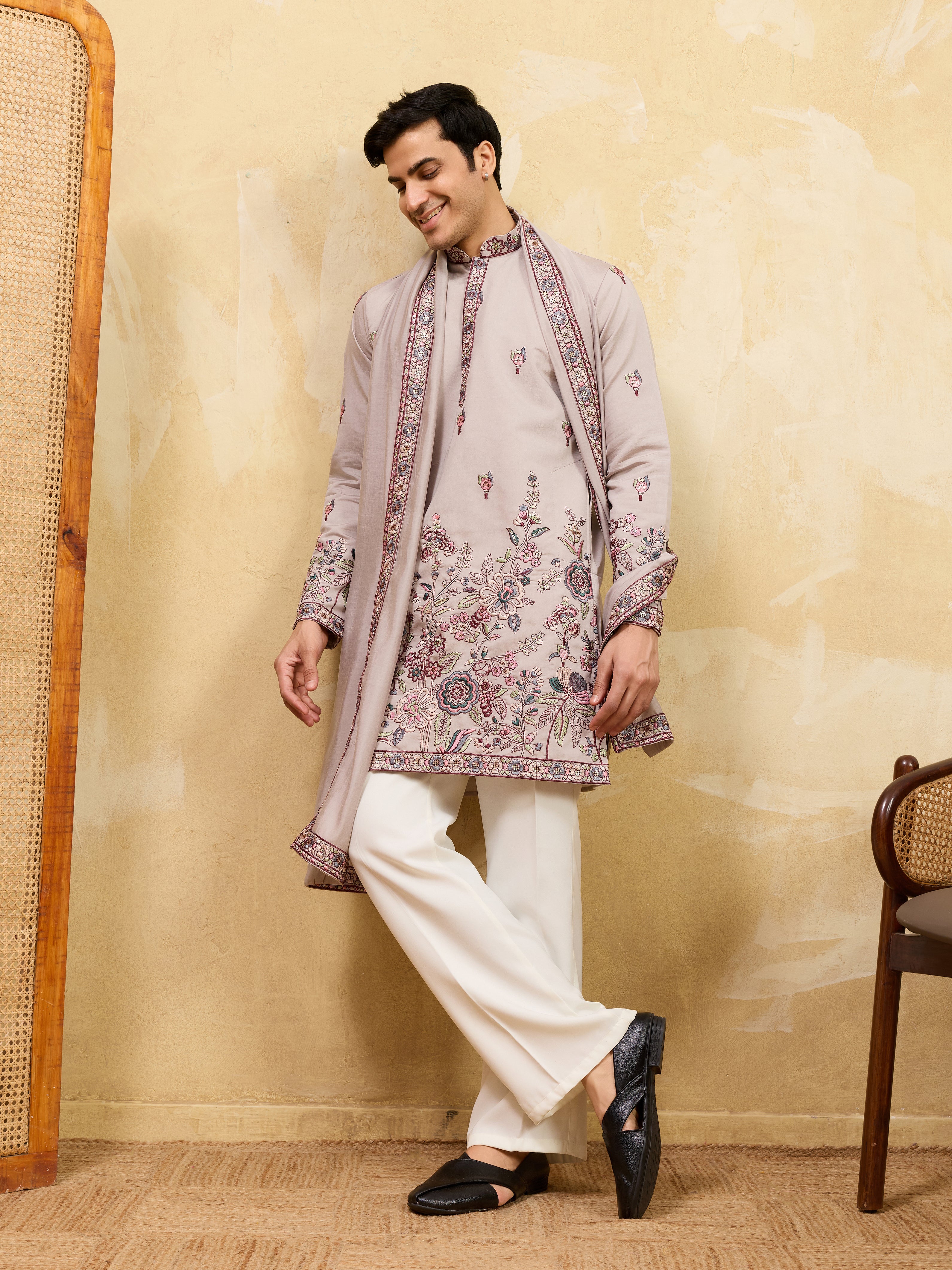 Royal Dusty Lavender Viscose Silk Embroidered Kurta with Dupatta
