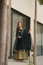 Elegance Rich Sequins Embroidered Work Designer Wedding Gown