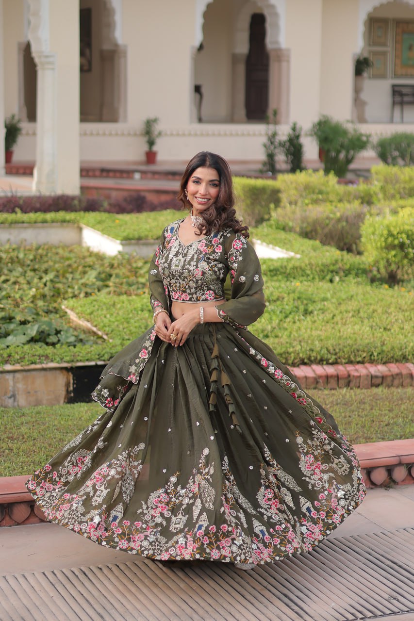Wedding Special Gold Crush Lehenga Choli Set With Dupatta