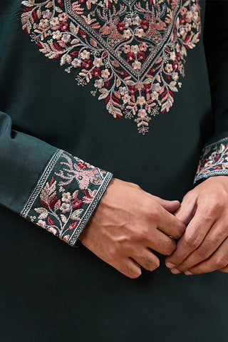 Perfect Green Festival Special Kurta with Dupatta for Mens