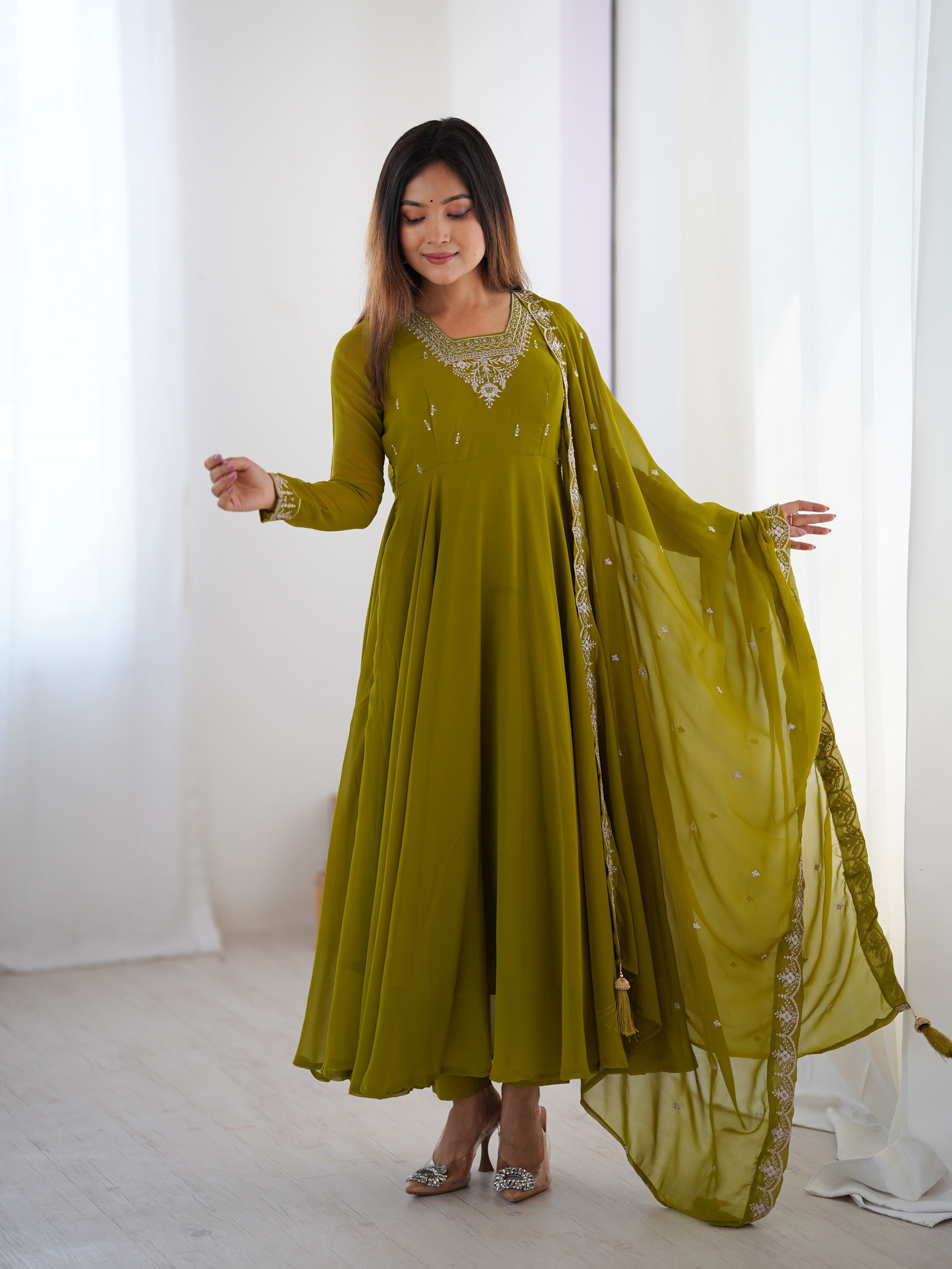 Pure Soft Faux Georgette Fully Flaired Anarkali Suit Comes With Duppatta & Pant - MEHENDI GREEN