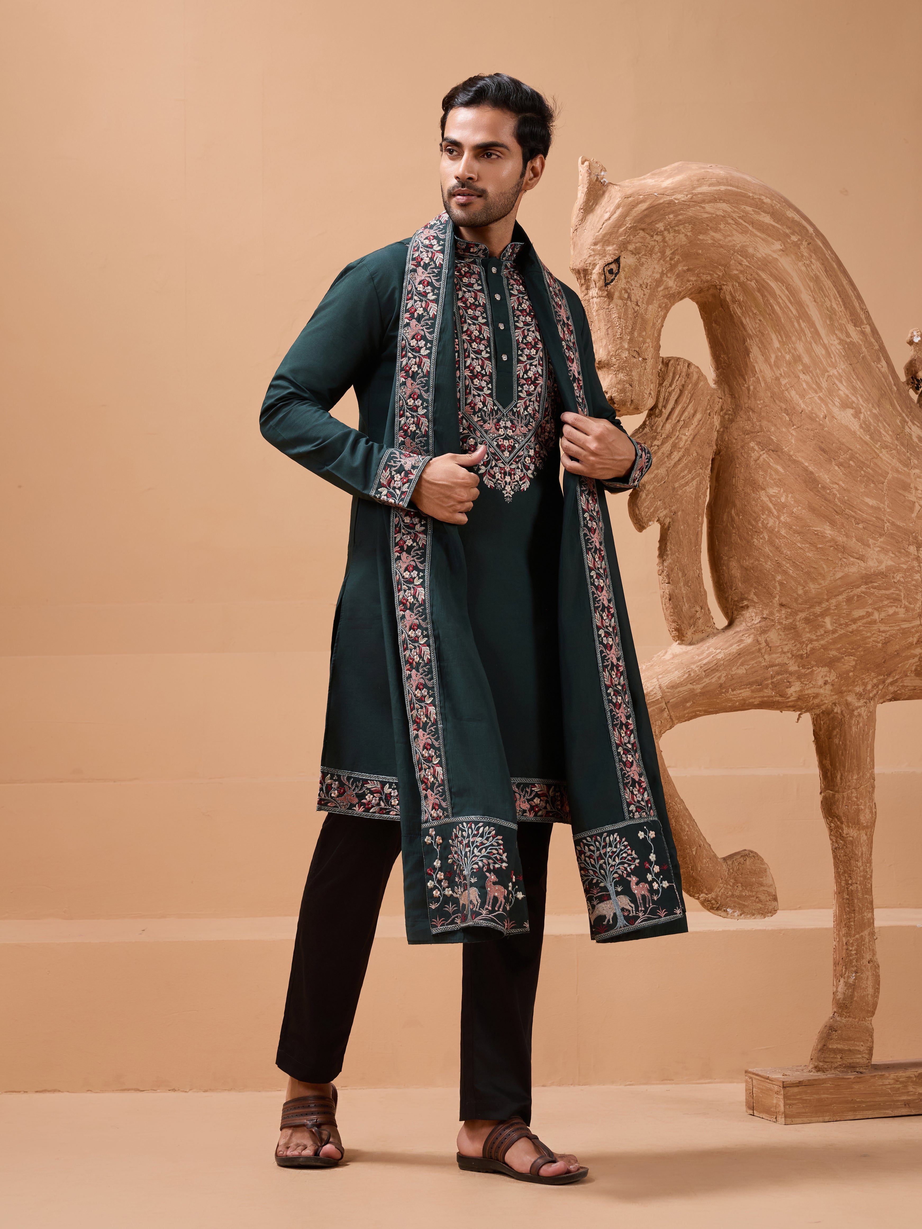 Perfect Green Festival Special Kurta with Dupatta for Mens