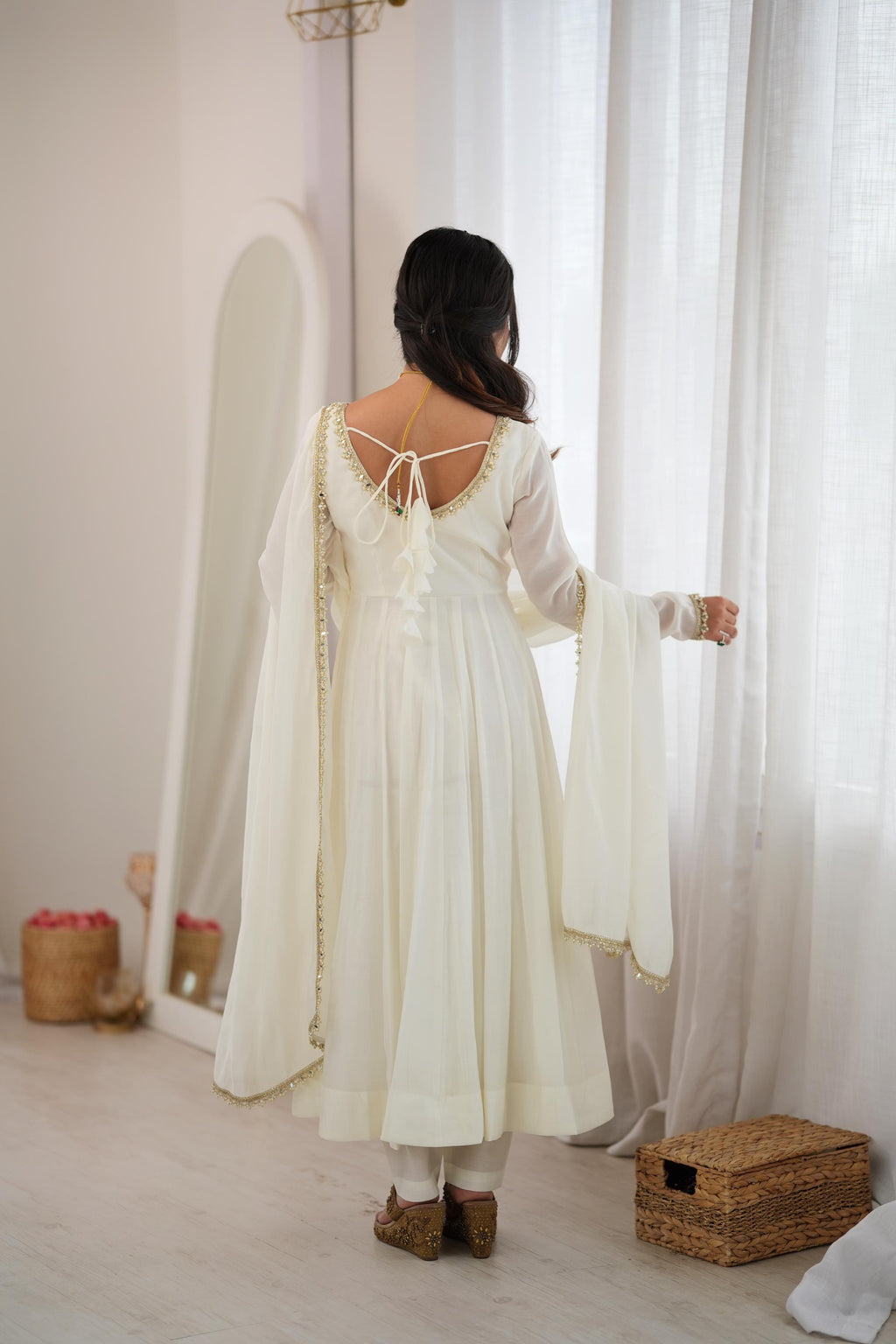 Off White Mal Chanderi Mirror Lace Work Flared Anarkali Suit