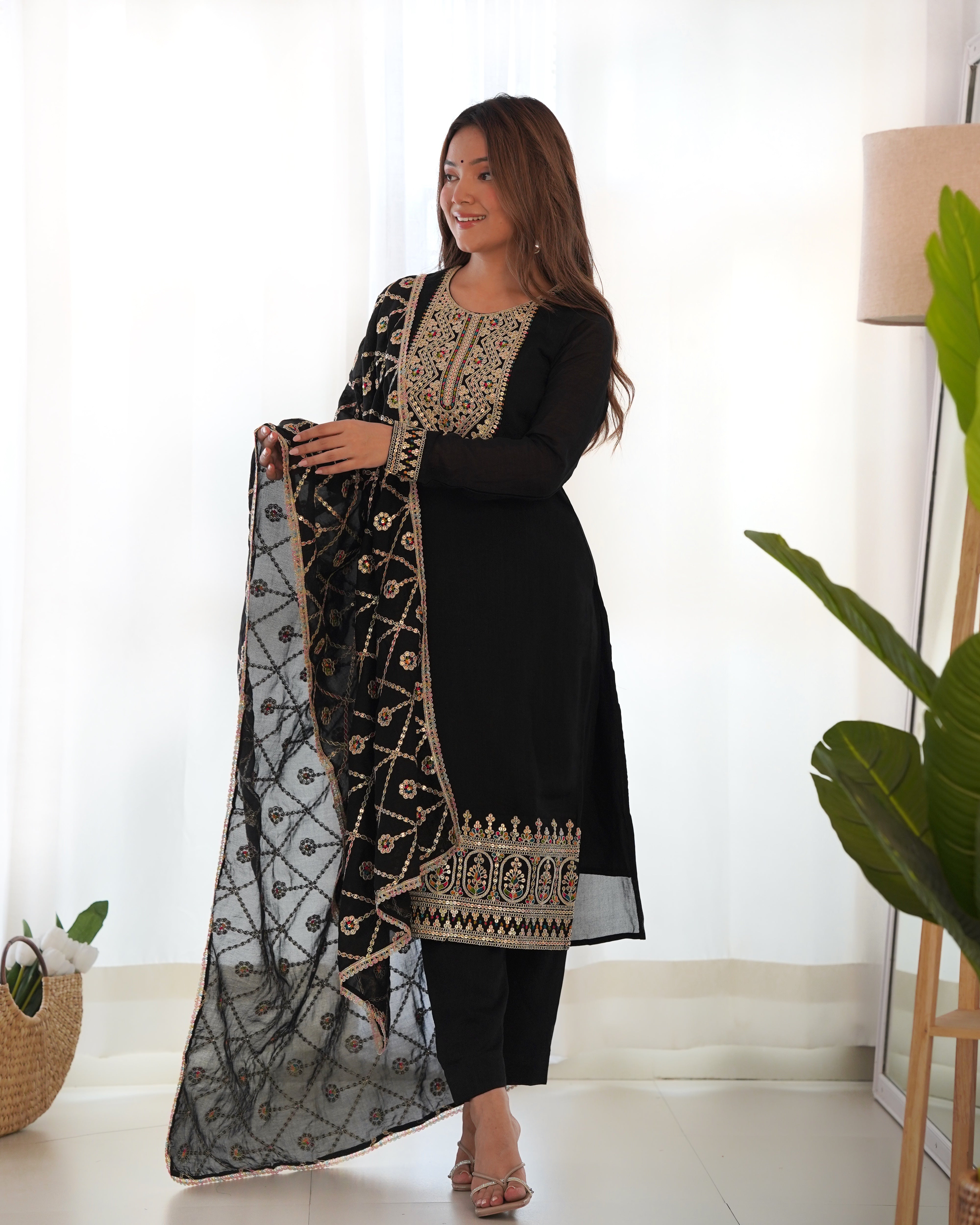 Black Pure Blooming Vichitra Silk Kurta Suit Set With Dupatta & Pant