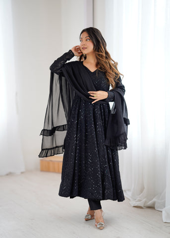 Graceful Black Soft Fox Georgette Anarkali Gown With Dupatta