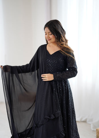 Graceful Black Soft Fox Georgette Anarkali Gown With Dupatta