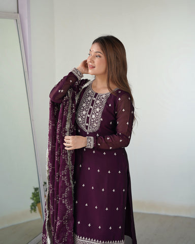 BEAUTIFUL PURE BLOOMING RANGOLI SILK FABRIC STRAIGHT FIT KURTA, DUPATTA WITH TROUSERSSET WINE