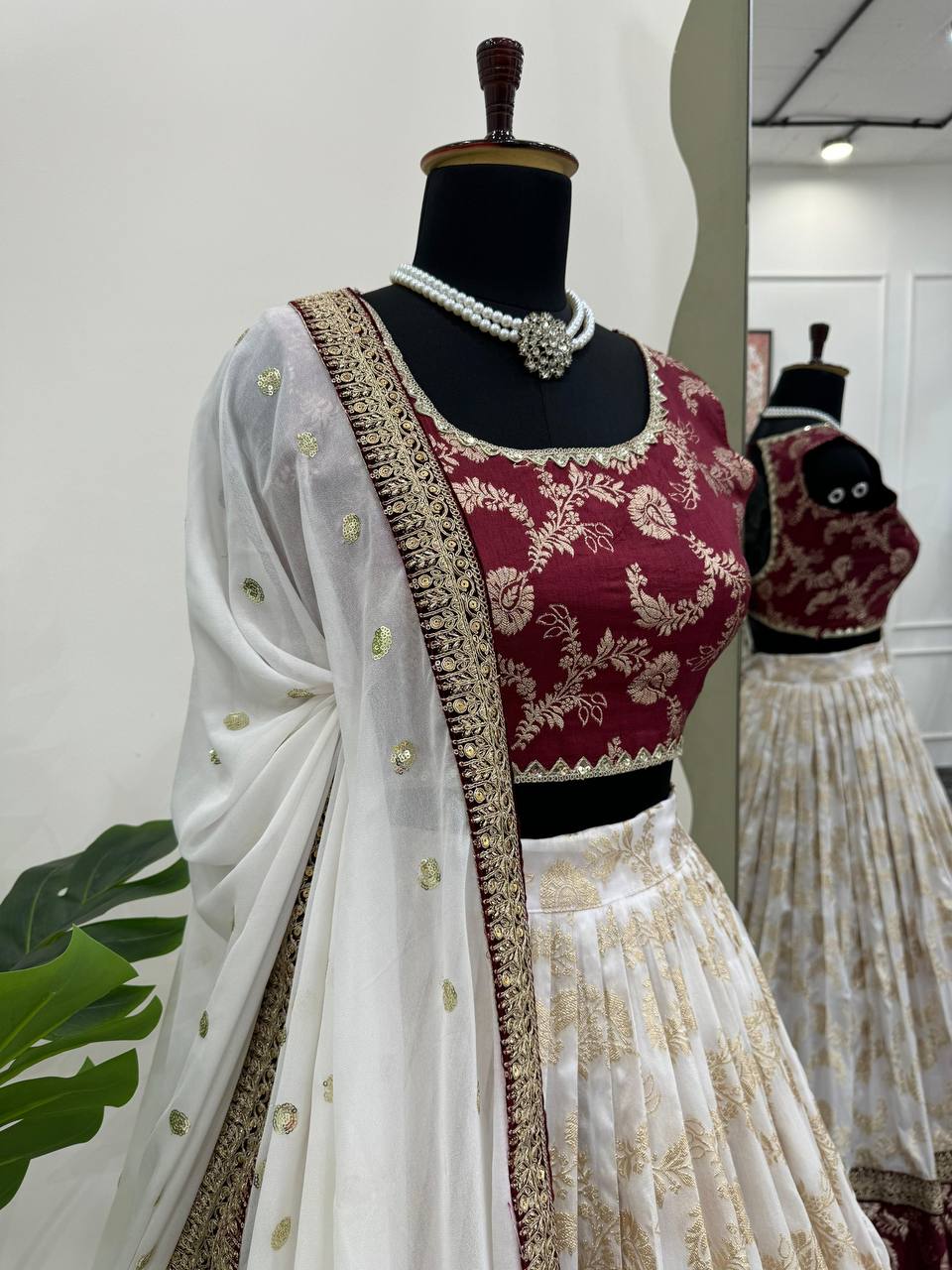 Jequrd Hevay Boutique Collection Lehenga Choli
