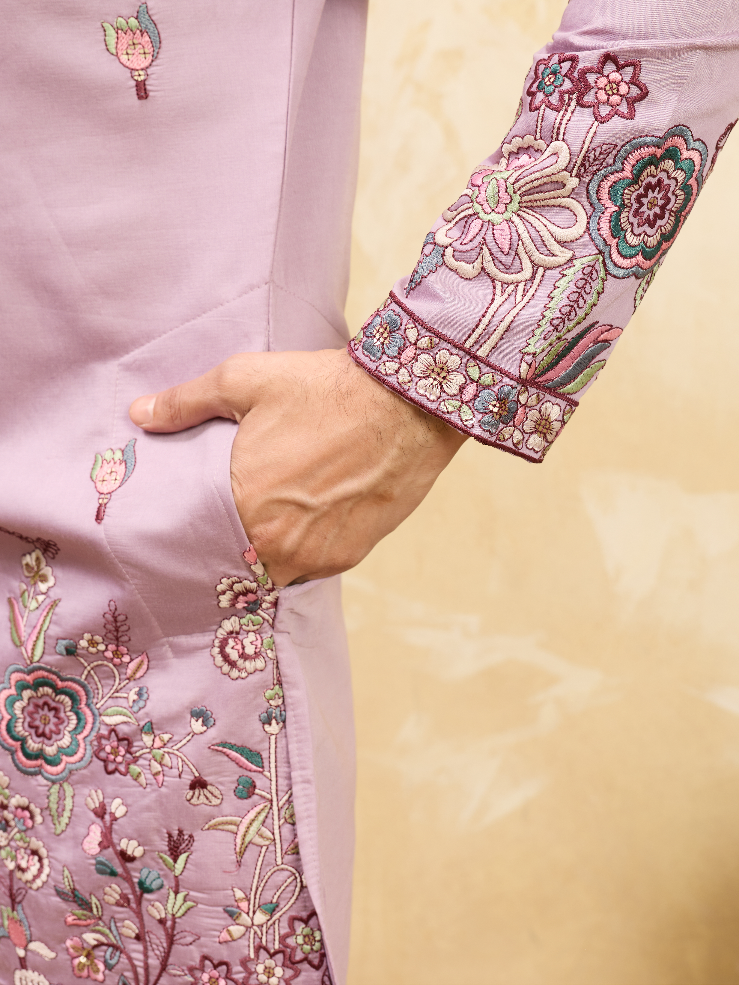 Elegant Lavender Embroidered Kurta with Dupatta for Men
