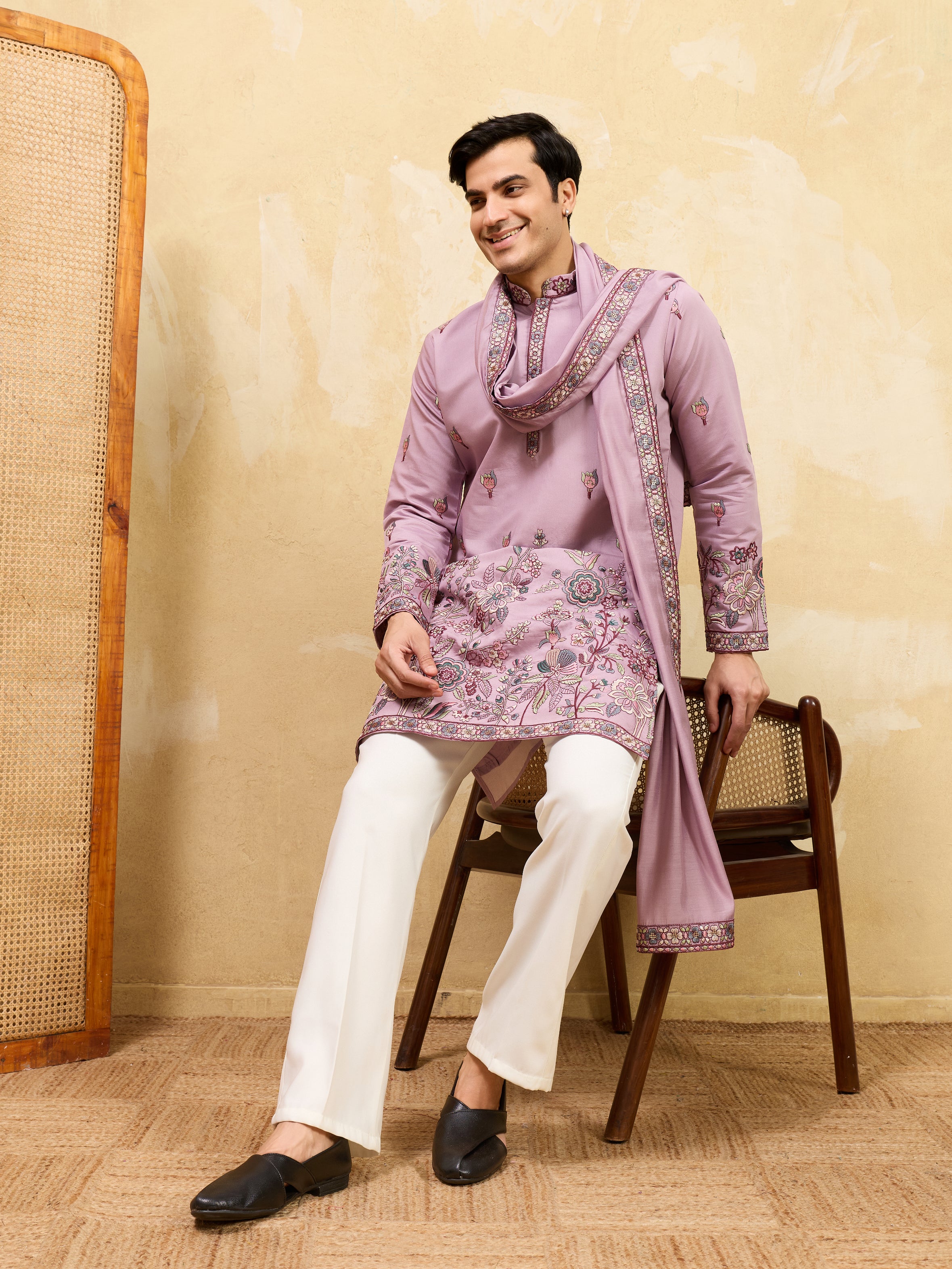 Elegant Lavender Embroidered Kurta with Dupatta for Men
