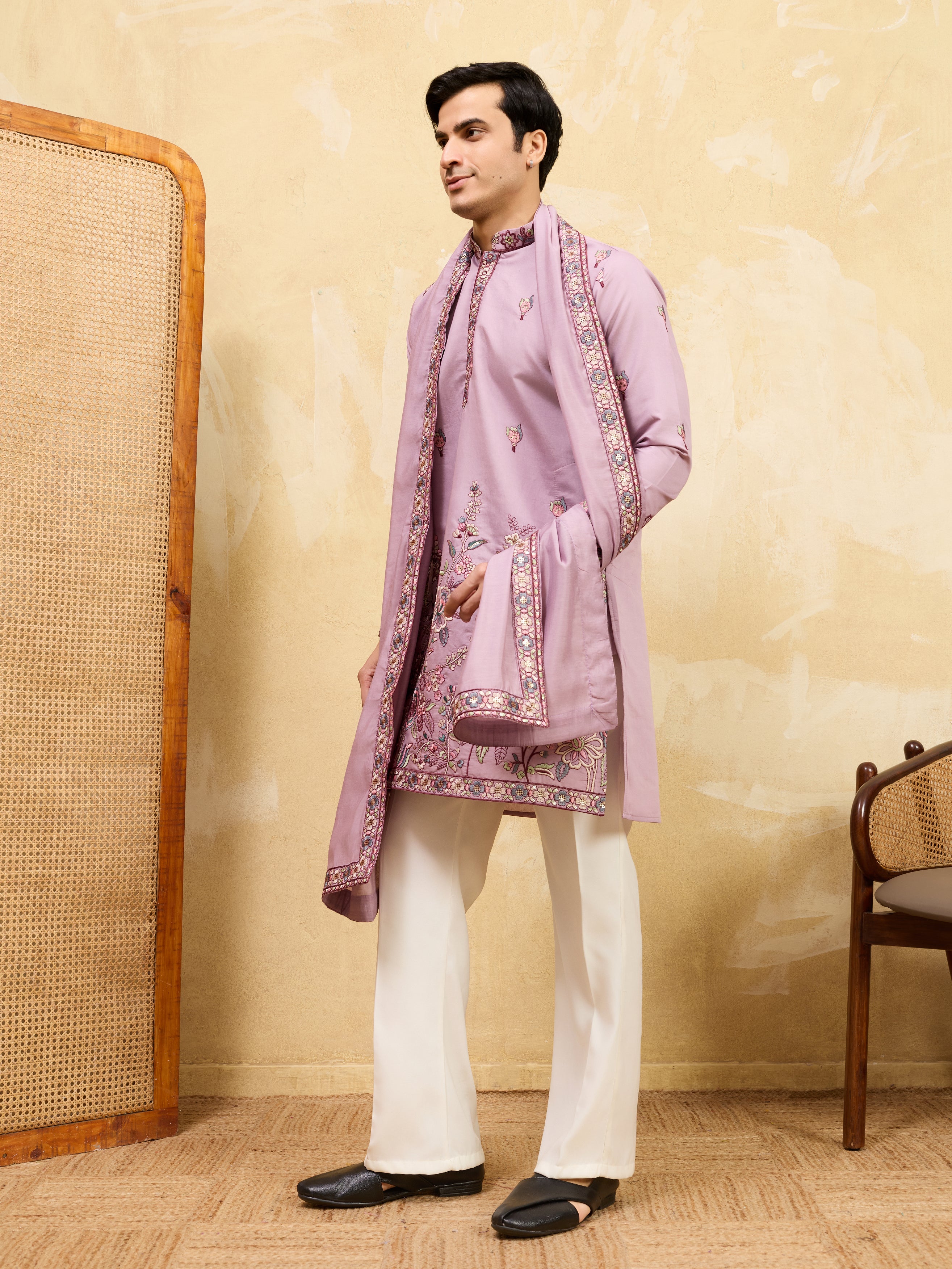 Elegant Lavender Embroidered Kurta with Dupatta for Men
