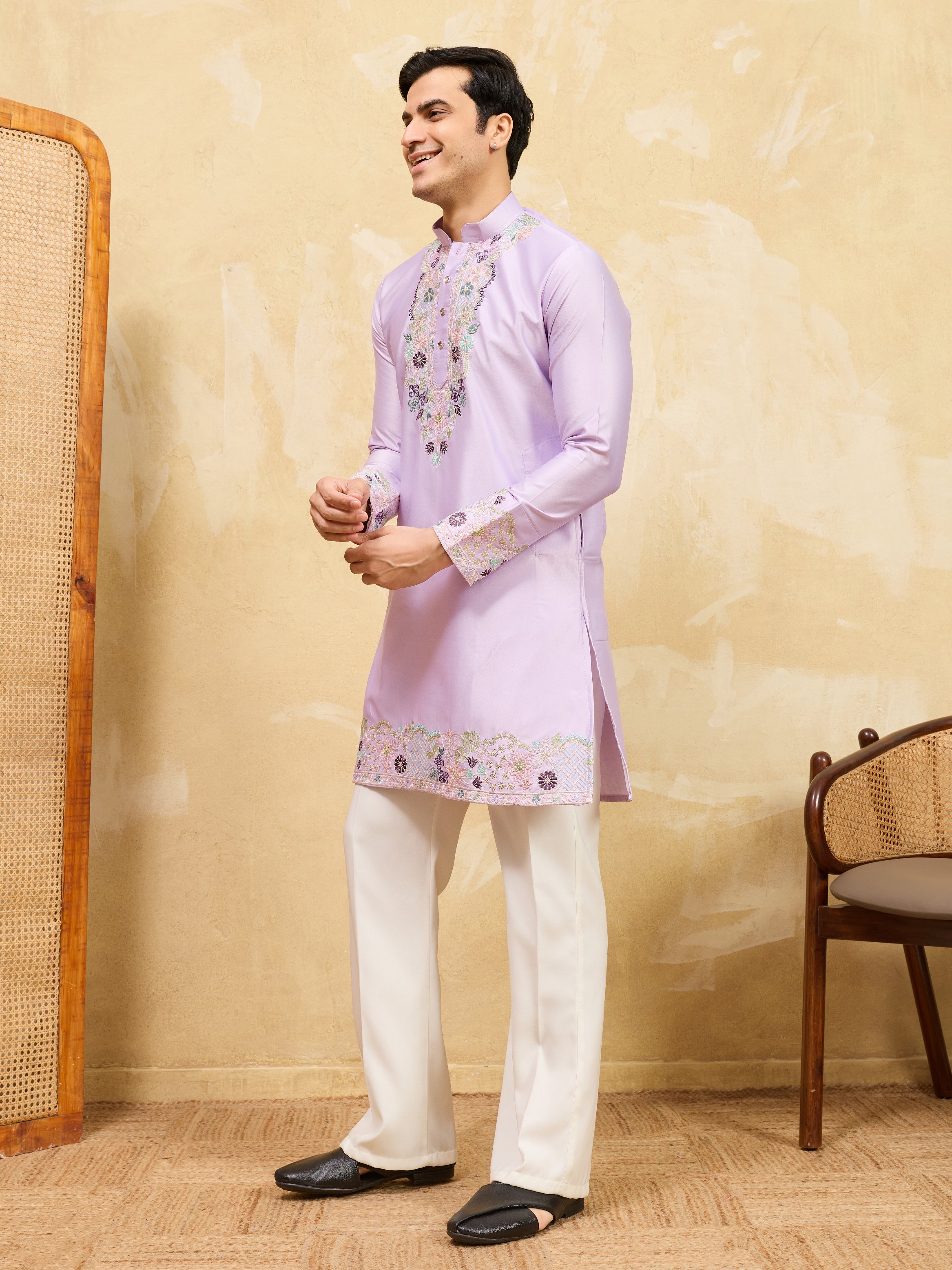 Premium Lavender Viscose Silk Thread Work Kurta & Pant Set

