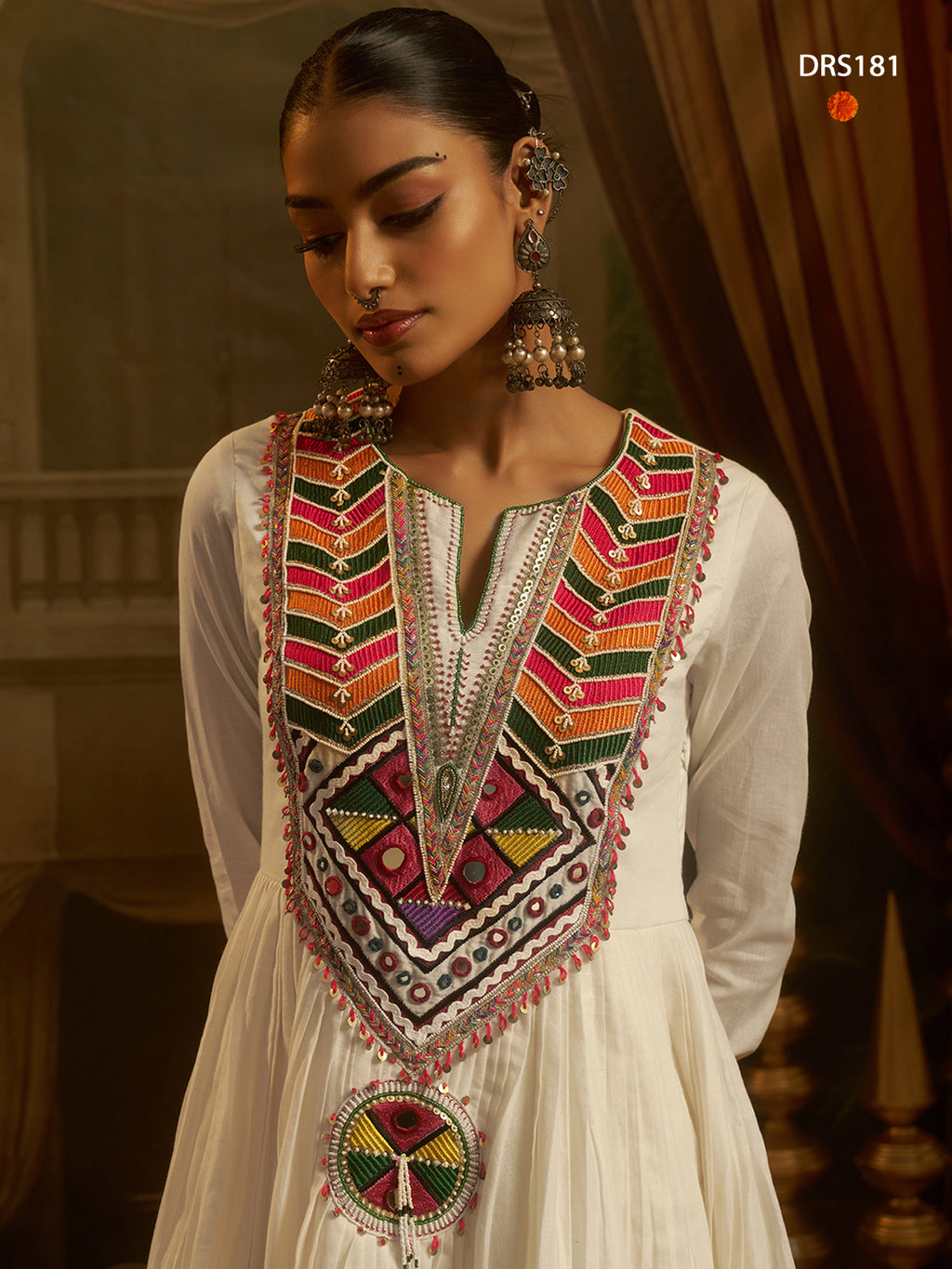 Off White Mul Cotton Gown Set | Tulip Designer

