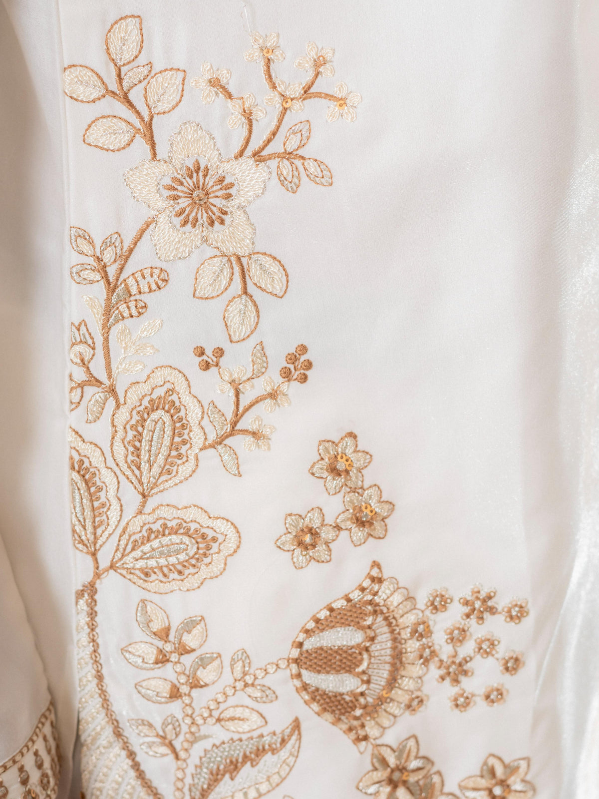 White Fancy Embroidery Kurta Set | Tulip Designer