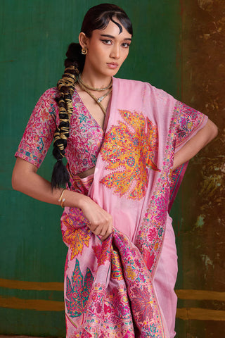 Comely Pink Pashmina Saree With Staggering Blouse Piece