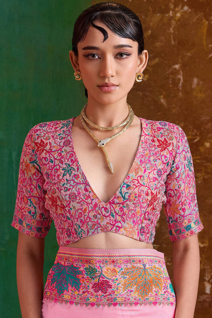 Comely Pink Pashmina Saree With Staggering Blouse Piece