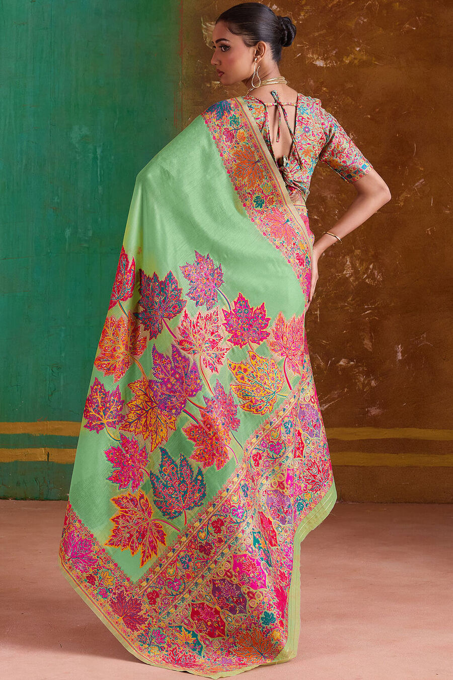 Resonant Pista Pashmina Saree With Classic Blouse Piece