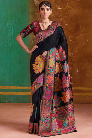 Stunner Black Pashmina Saree With Confounding Blouse Piece
