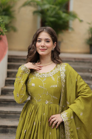 Rich Sequins Embroidered Work Women Suit Set
