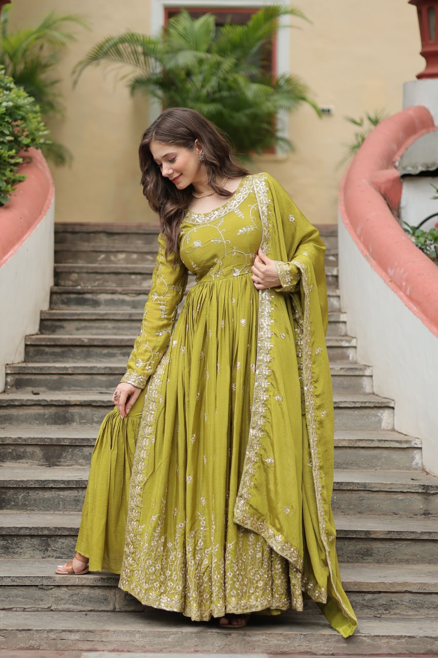 Rich Sequins Embroidered Work Women Suit Set
