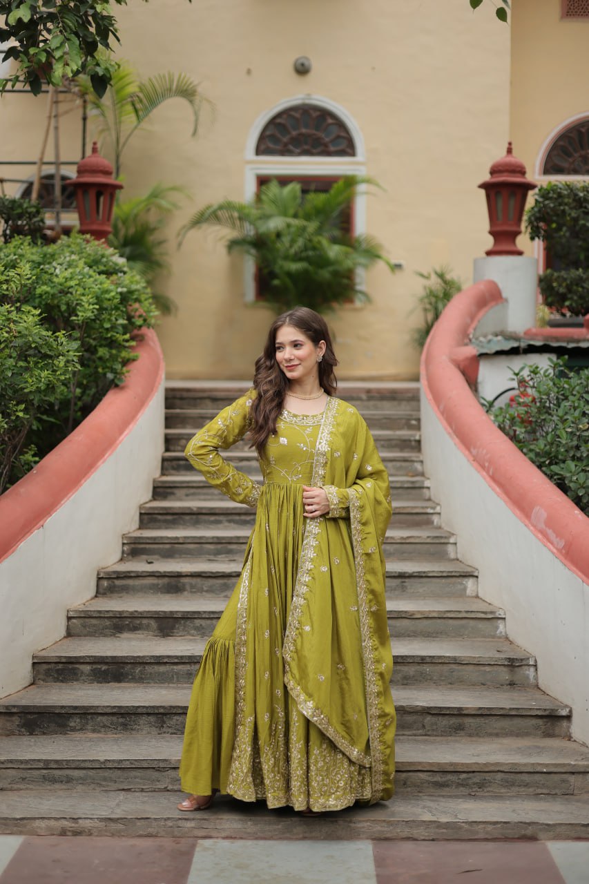 Rich Sequins Embroidered Work Women Suit Set
