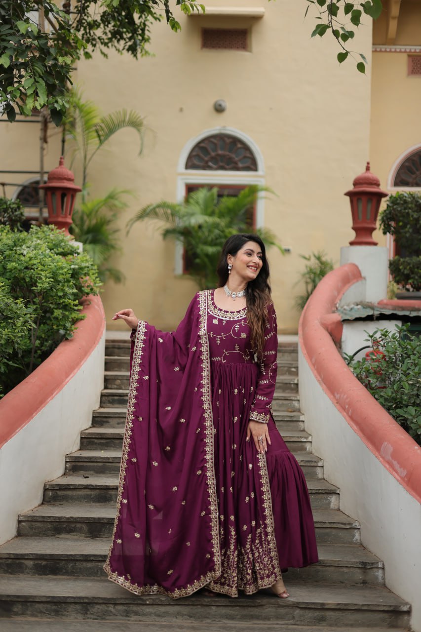 Rich Sequins Embroidered Work Women Suit Set

