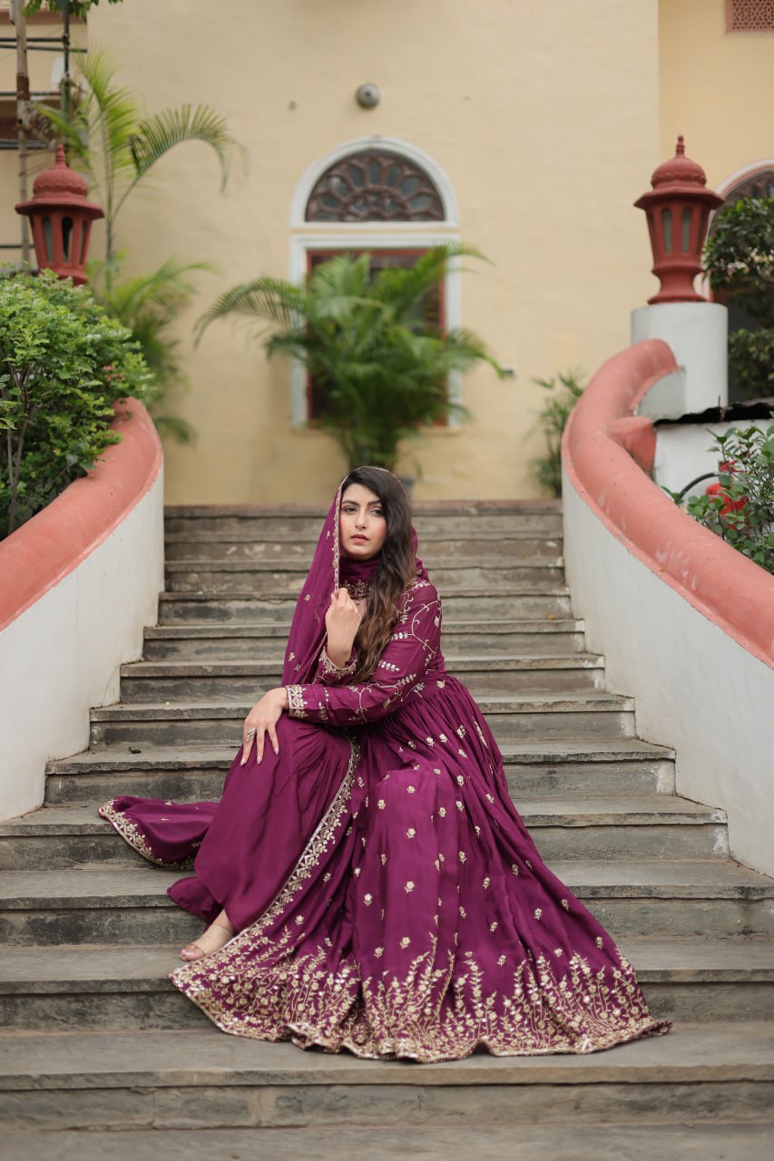 Rich Sequins Embroidered Work Women Suit Set
