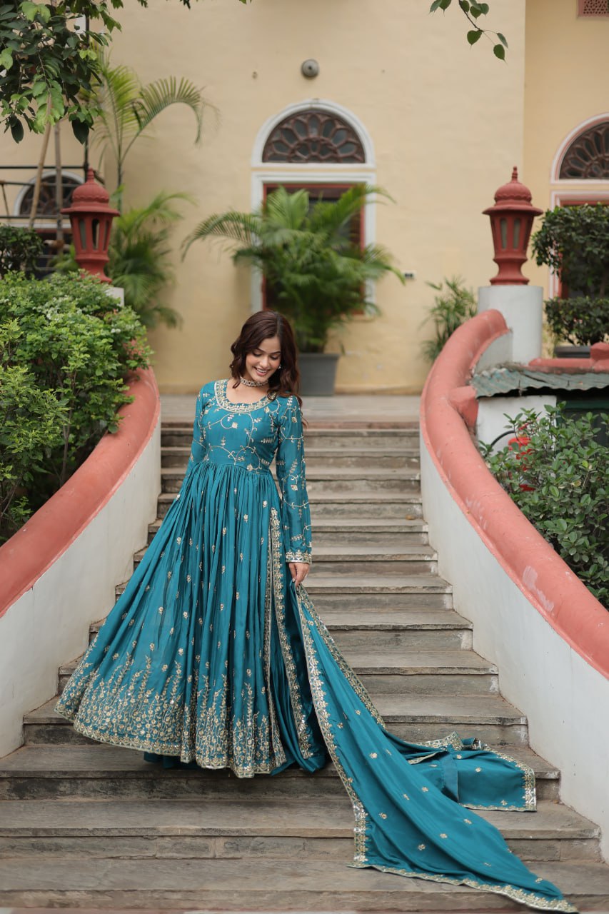 Rich Sequins Embroidered Work Women Suit Set
