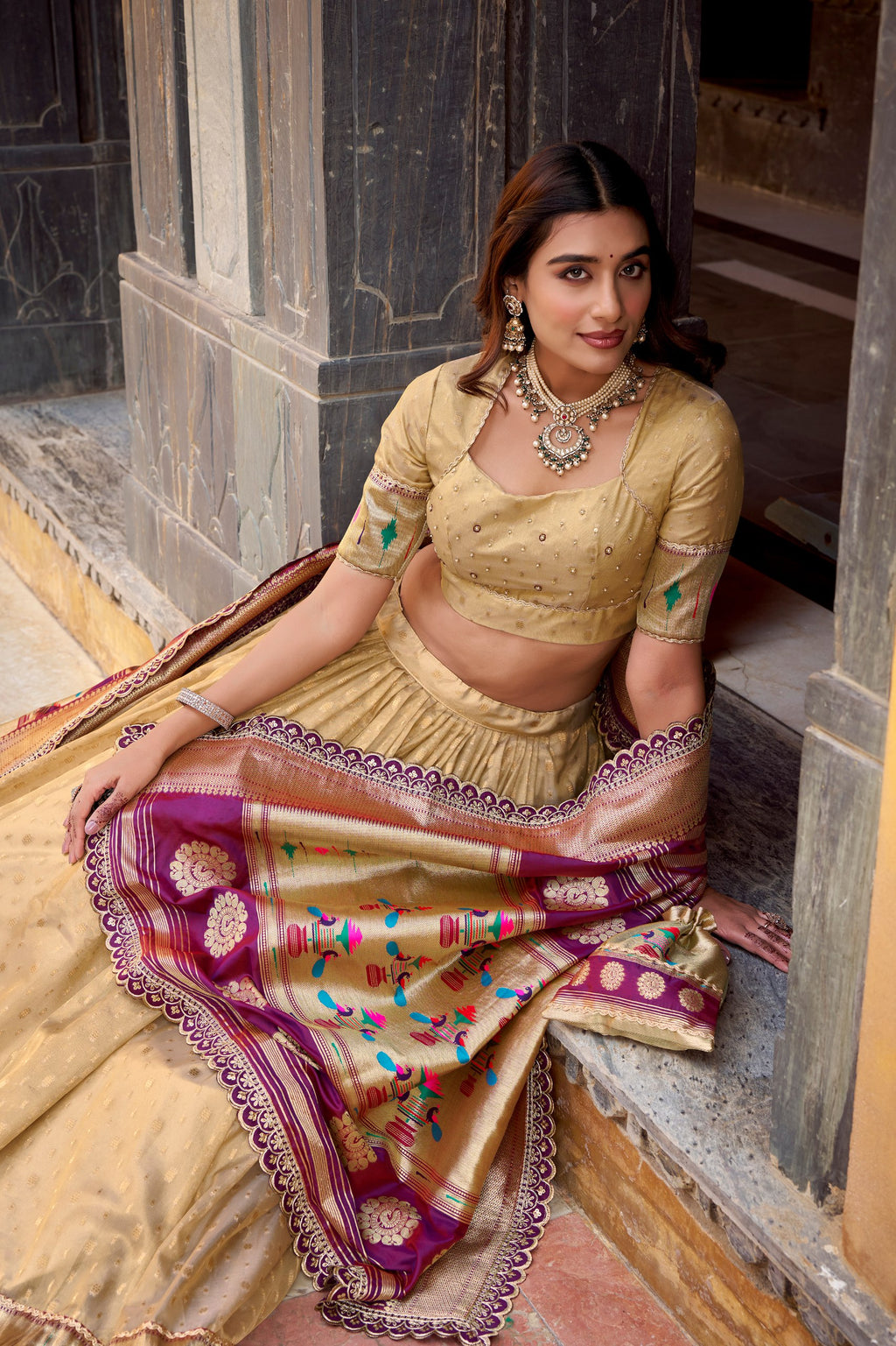 Elegant Simmer Organza Zari Work Lehenga Set With Batwa For Women
